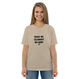 CELEBRATE MY MOM Unisex organic cotton t-shirt - Letmomzb.com